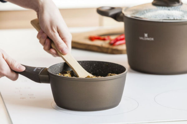 RONDEL ALUMINIOWY Z RĄCZKĄ 16CM 1,1L VALDINOX GOLDBERG - obrazek 2