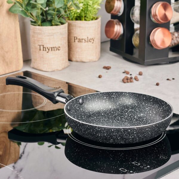 Patelnia tradycyjna MAMRA 16 cm aluminium nieprzywierająca - obrazek 2