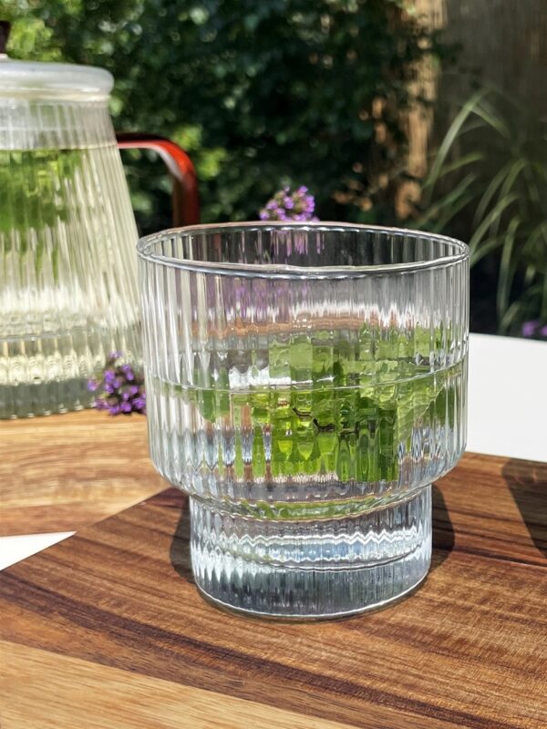 Szklanka do napojów prążkowana Literatka ryflowana wycięta Drinkówka 300 ml - obrazek 7