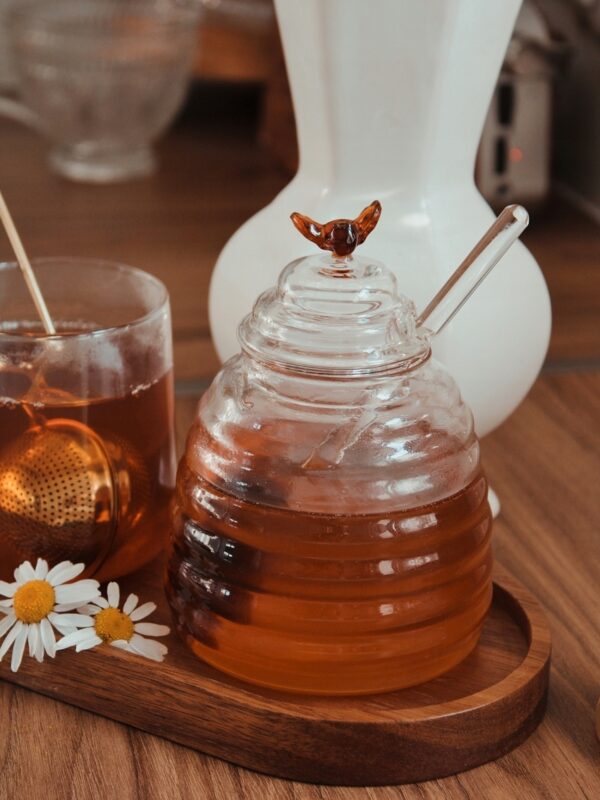 Pojemnik na miód szklany z PSZCZÓŁKĄ łyżeczka pokrywka 14 cm - obrazek 3