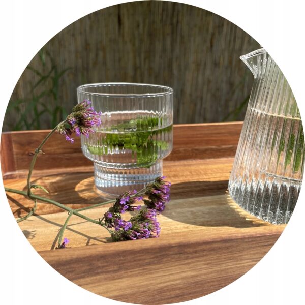 Szklanka do napojów prążkowana Literatka ryflowana wycięta Drinkówka 300 ml - obrazek 6