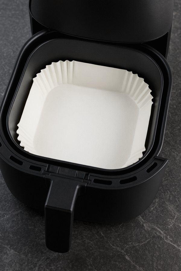 Wkład do frytkownicy Papier do pieczenia AIRFRYER 16x16 cm 50 sztuk - obrazek 3